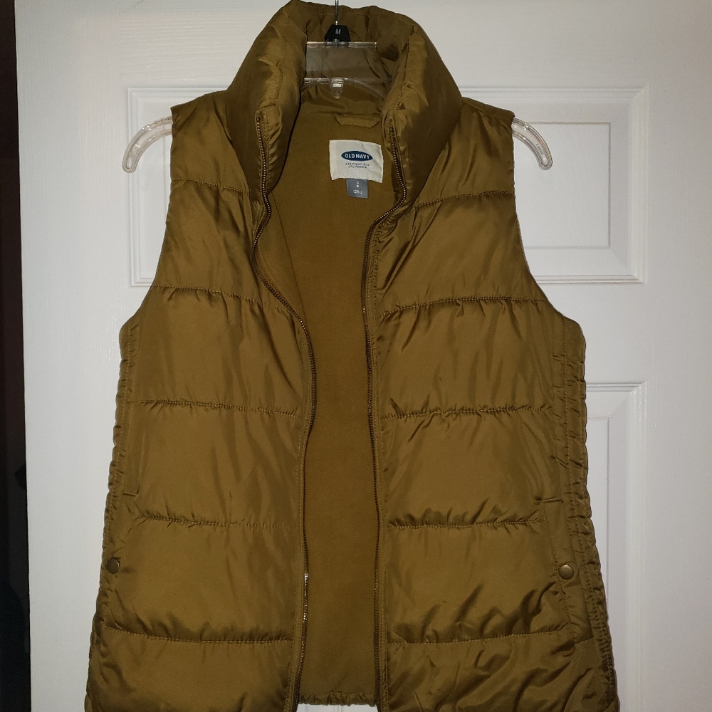 Old navy vest